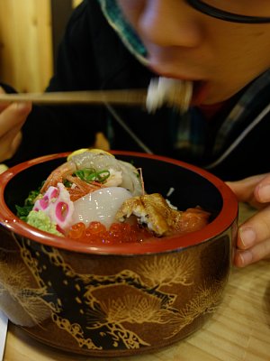 海鮮丼！